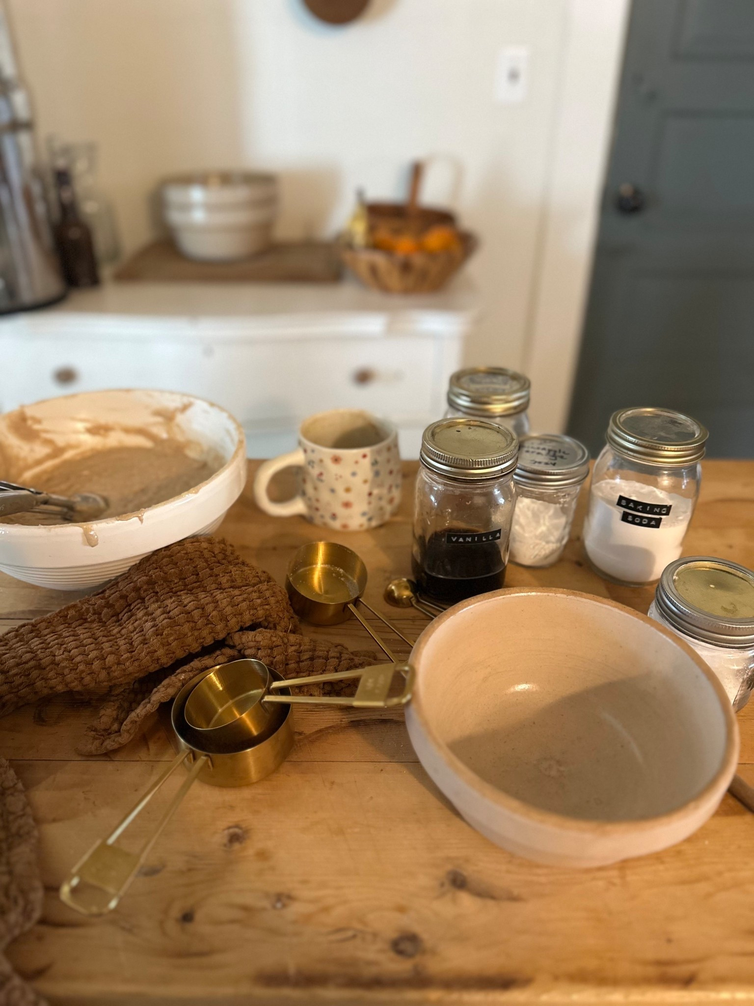 Love these gold measuring cups and spoons from @walmart

#LTKFamily #LTKHome #LTKFindsUnder50