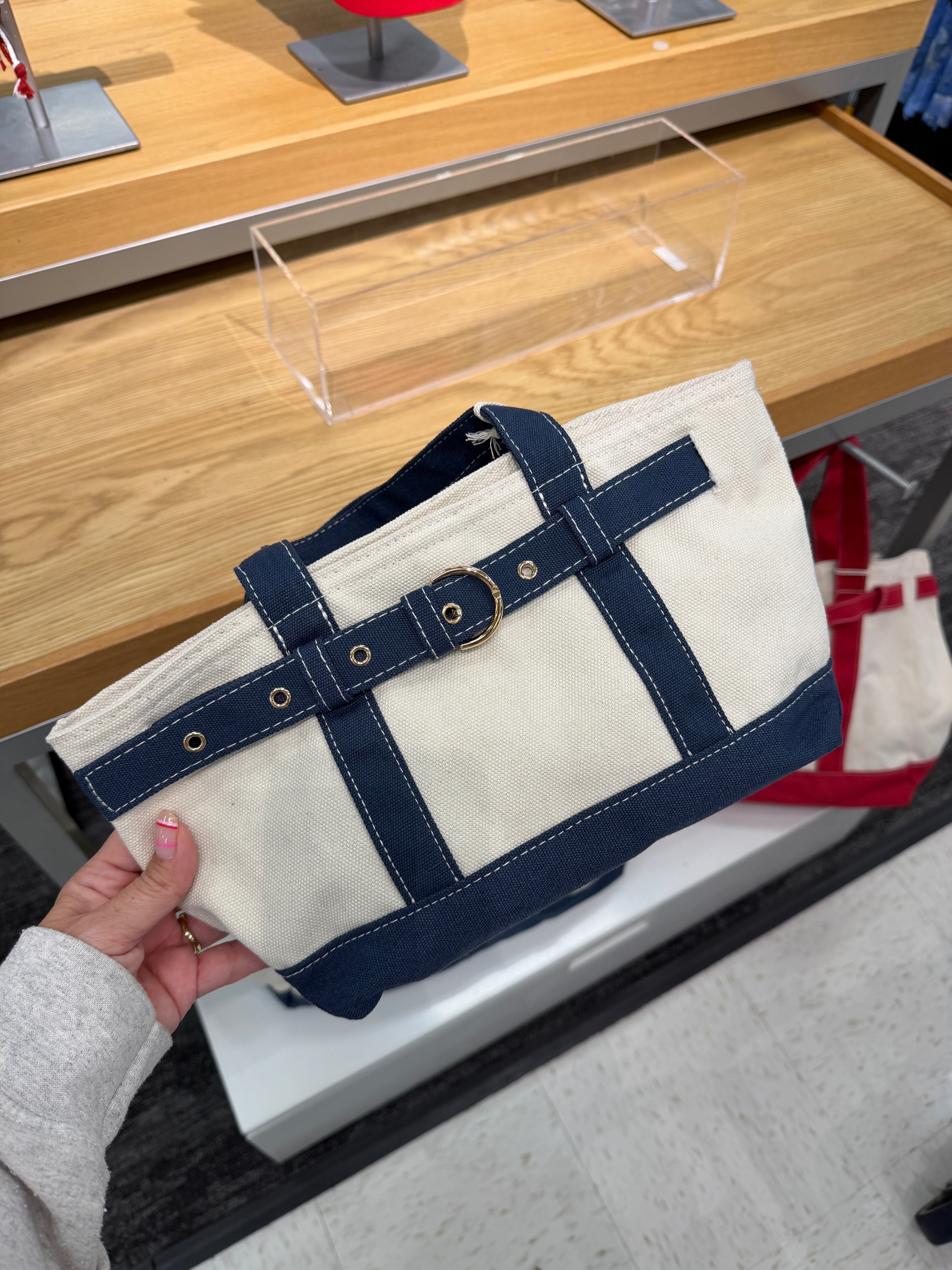 The perfect tote for classic and timeless vibes this spring & summer at Target! 

 #LTKootd #LTKSeasonal