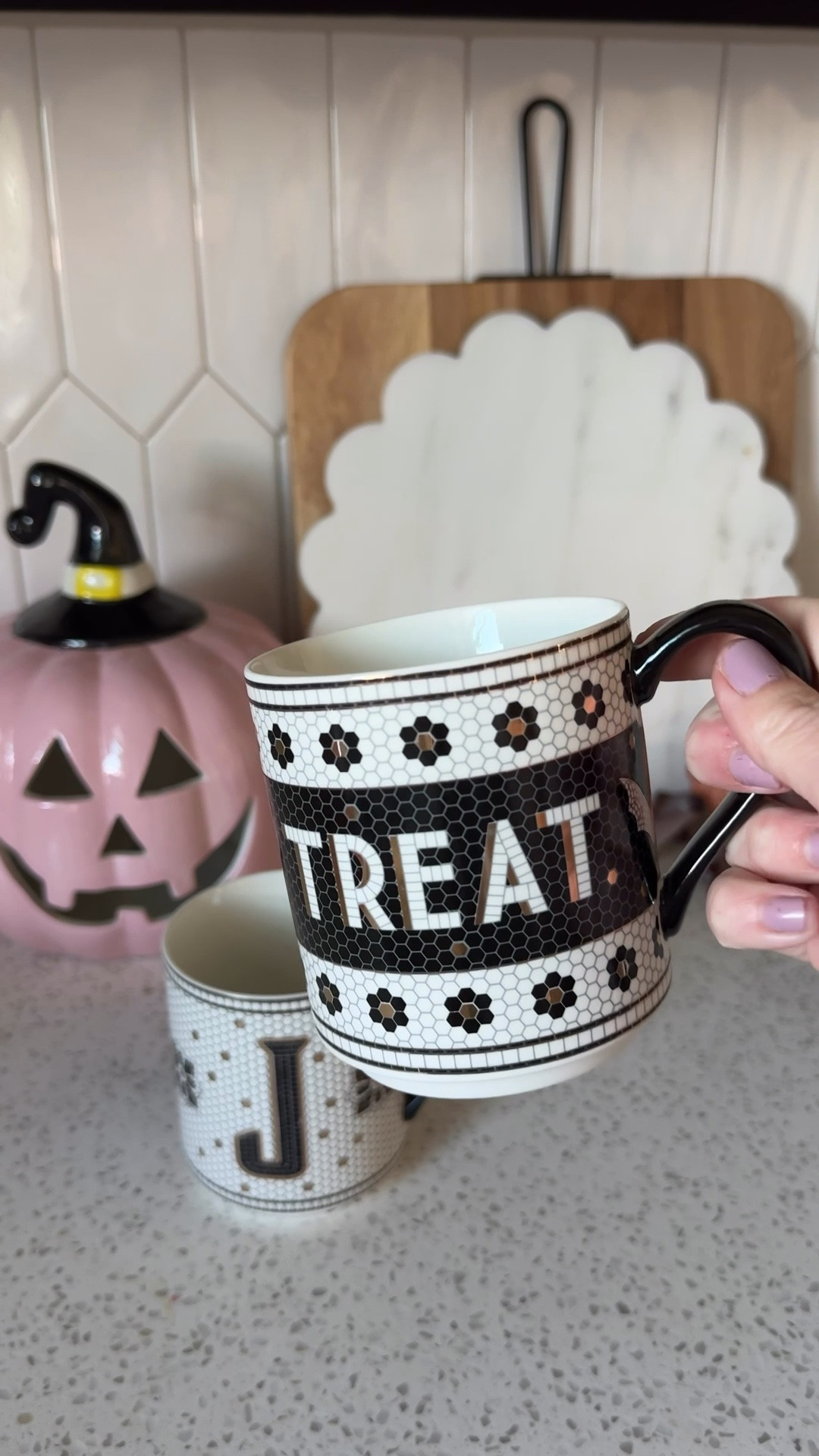 Anthropologie coffee cups 🎃

#halloween #halloweendecor #coffeemug #decor #falldecor #pumpkin 

#LTKHome #LTKSeasonal #LTKHalloween