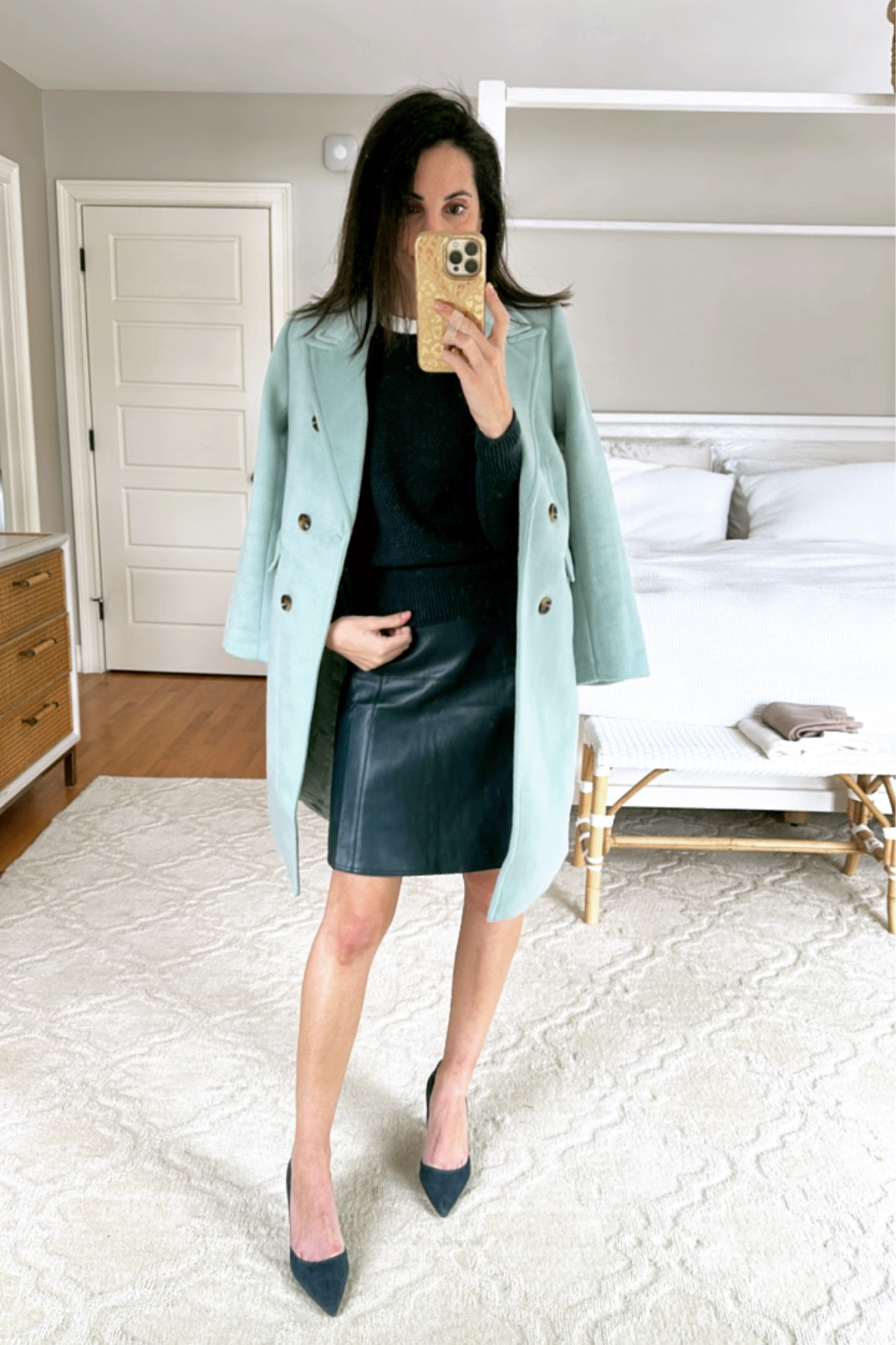 Sweater- xxs
Skirt- 00 petite
Jacket- 00 petite
Heels- tts 


#LTKSeasonal #LTKsalealert #LTKHoliday