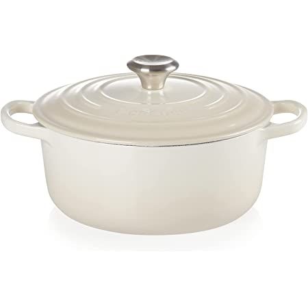 Le Creuset Signature Cast Iron Casserole with Lid, Oval, 31 cm, 6.3 L, Meringue, 21178317164430 | Amazon (UK)