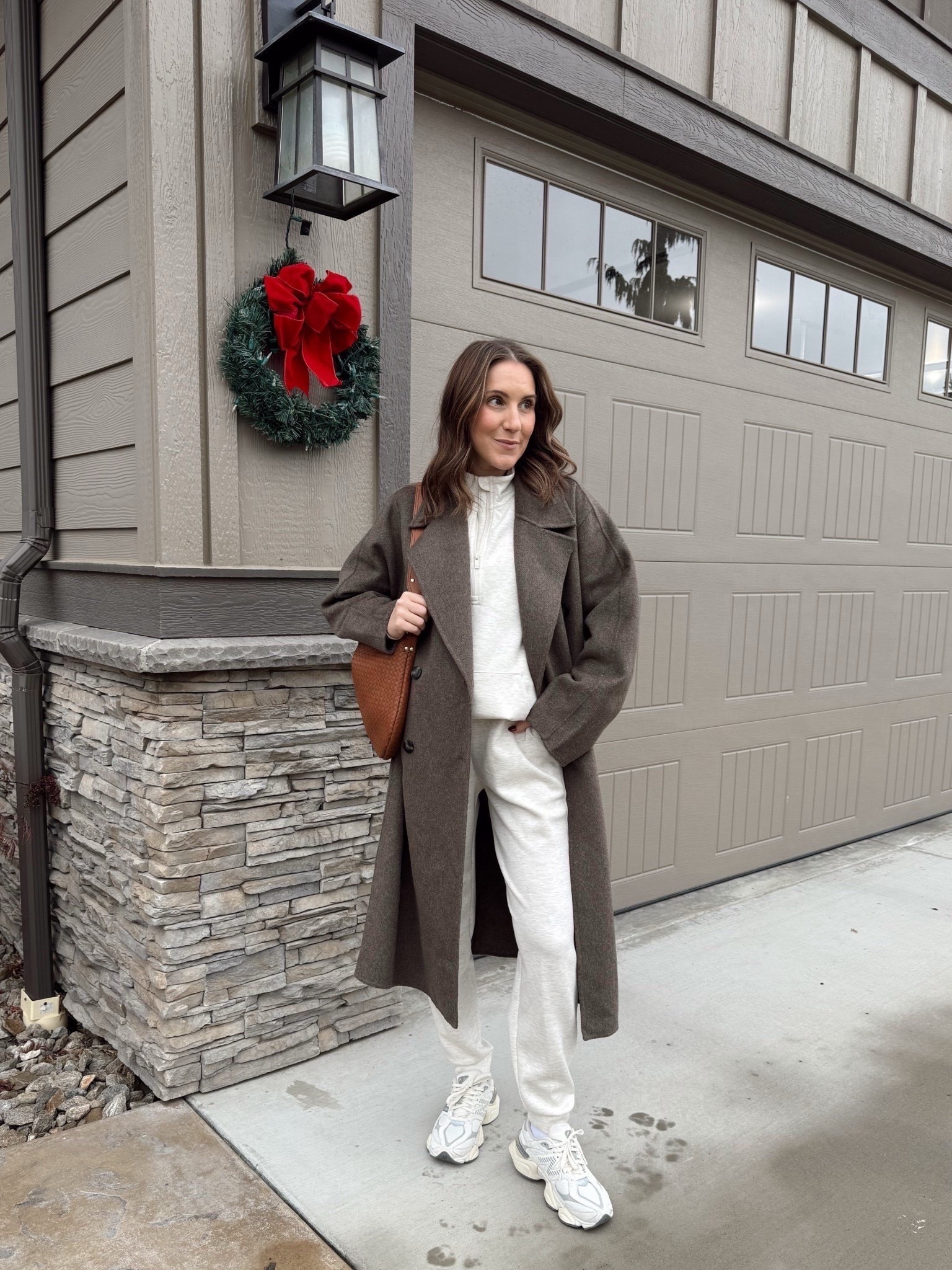 The cutest and comfiest set and it’s from Target! The quality is amazing and it’s SO soft! Wearing a small top and small bottoms. Paired with my favorite oversized coat

Outfit inspo | matching set | overcoat outfit | loungewear | new balance | what I’m wearing | cozy style 



#LTKmomlife #LTKootd

#LTKSeasonal #LTKootd #LTKdayinmylife