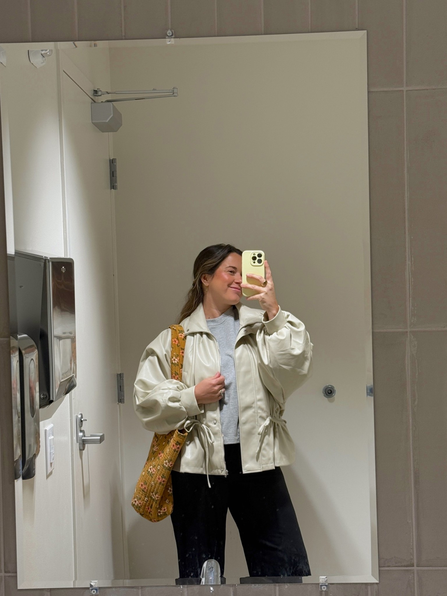 Work ootd - jacket is a large

#LTKootd #LTKWorkwear #LTKMidsize