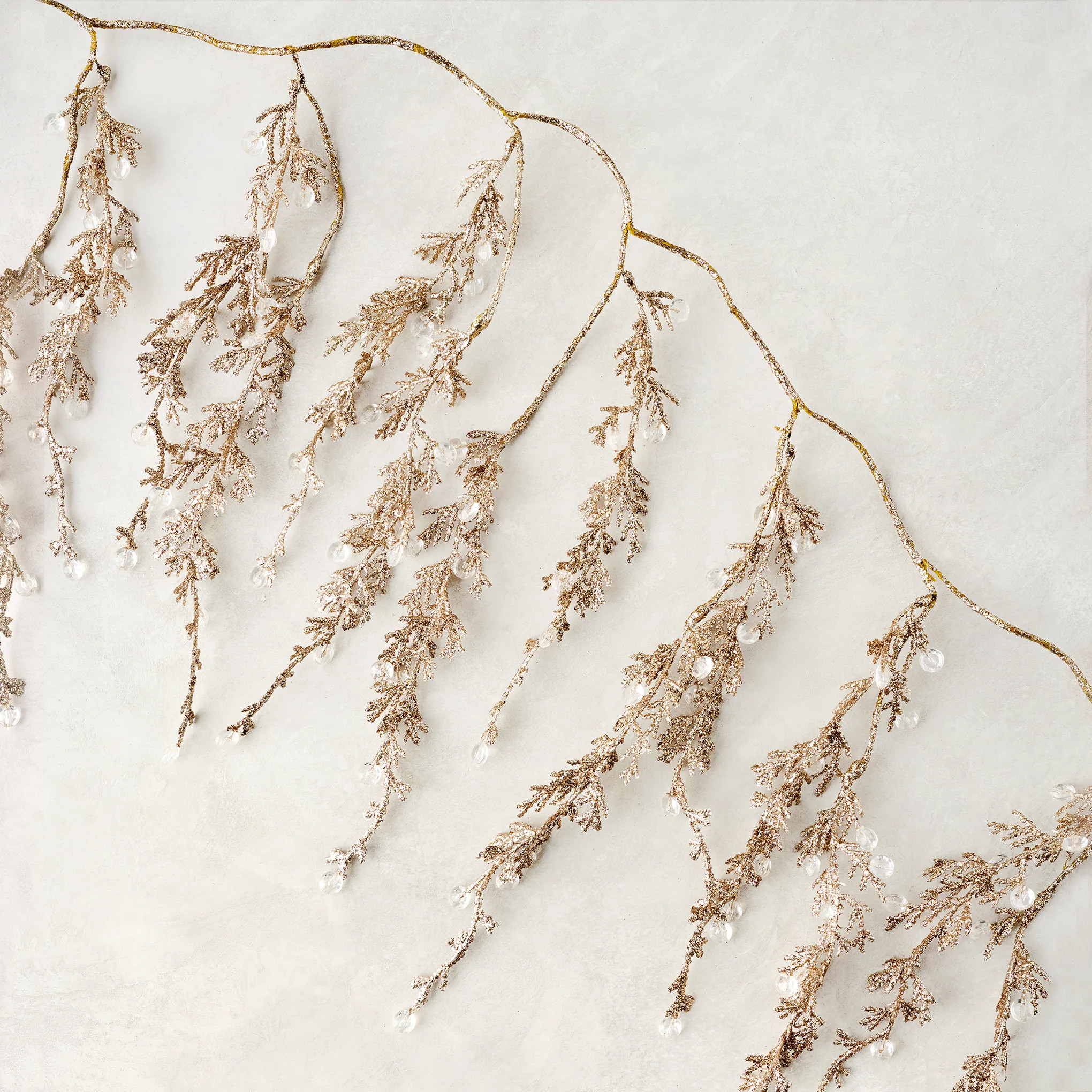 Winter Splendor Garland | Magnolia