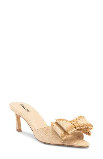 Abound Janice Raffia Bow Sandal in Beige Sand Raffia at Nordstrom Rack, Size 9.5 | Nordstrom Rack