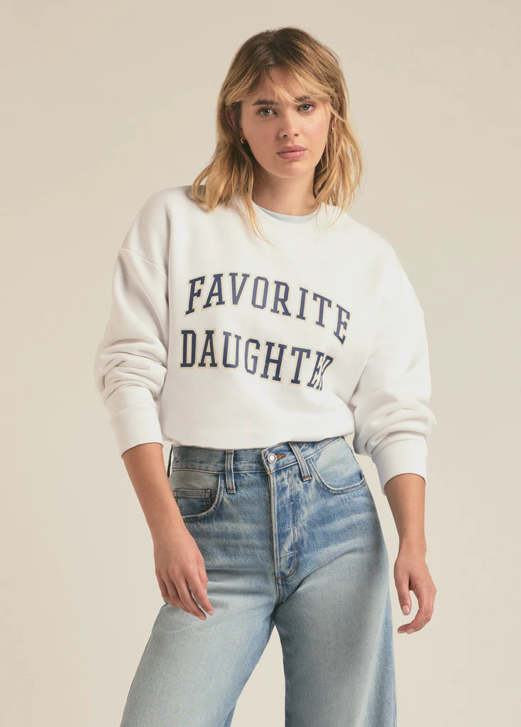 THE COLLEGIATE SWEATSHIRT | Favorite Daughter