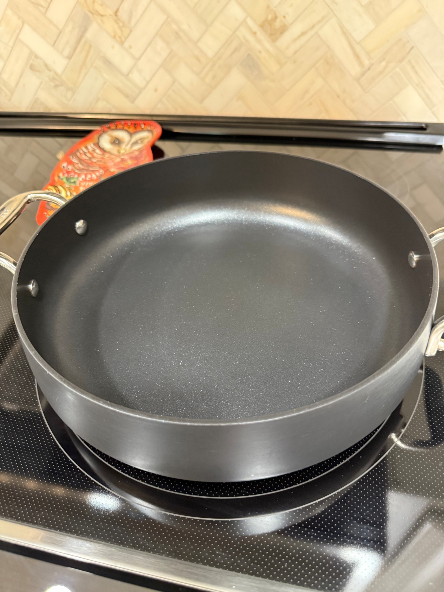 The perfect size sauce or pasta pan!  Oh and it’s completely nonstick!

#LTKFamily #LTKParties #LTKHome