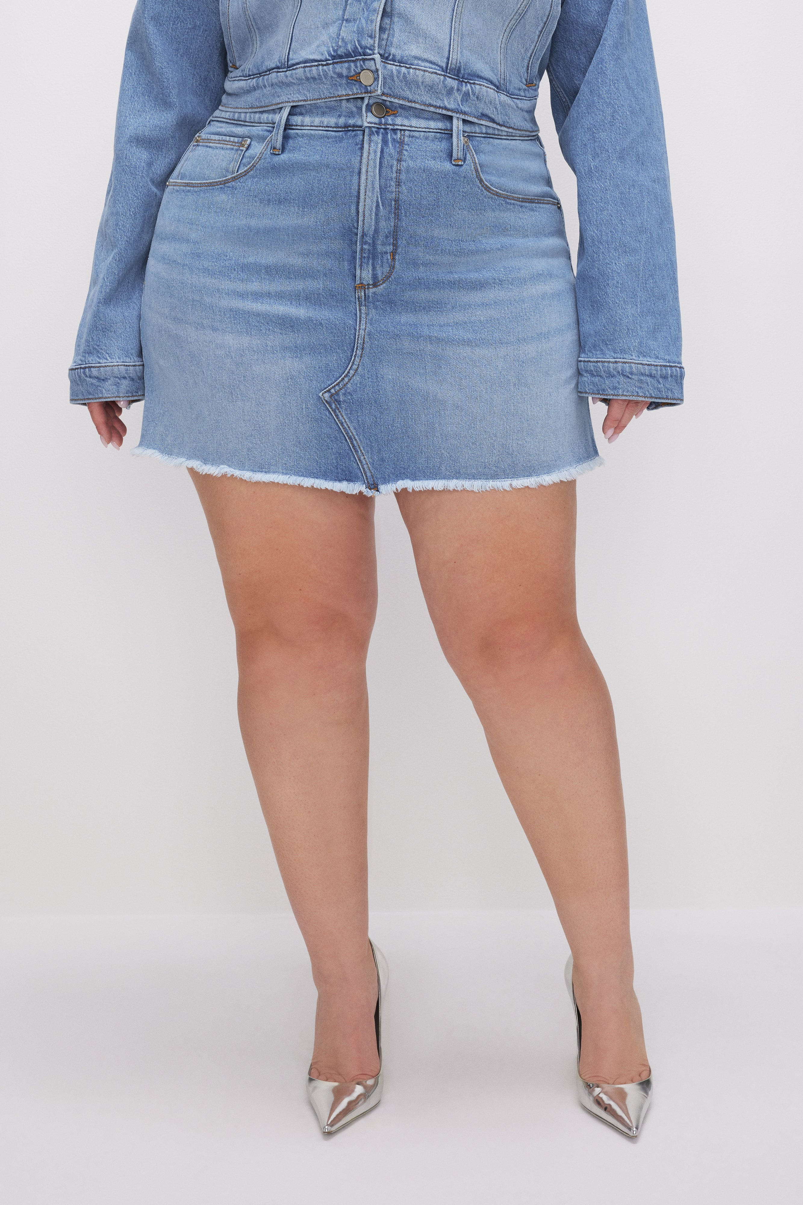 DENIM MINI SKIRT | Good American