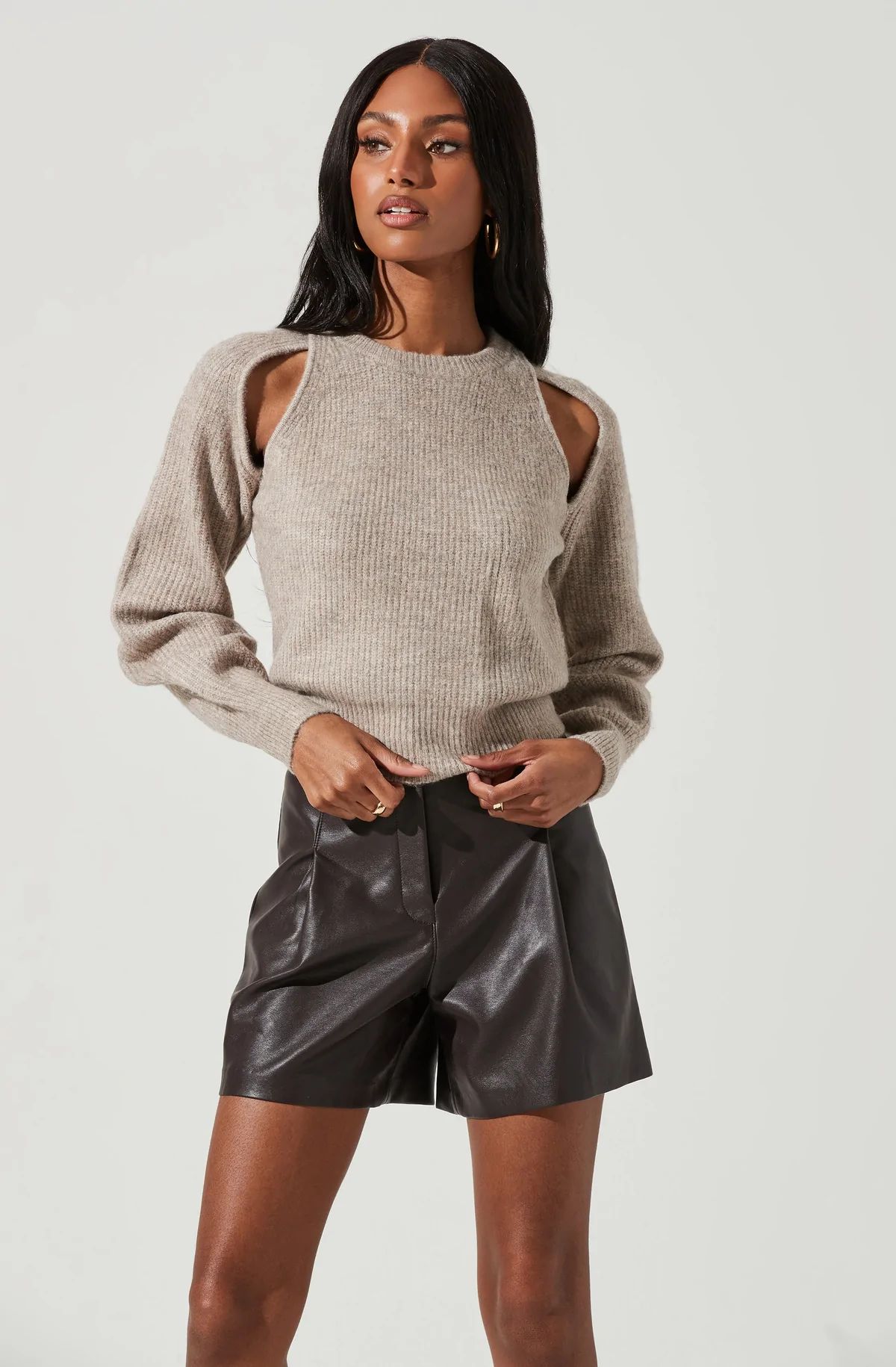 Adira Shoulder Cutout Sweater - Black / S | ASTR The Label (US)