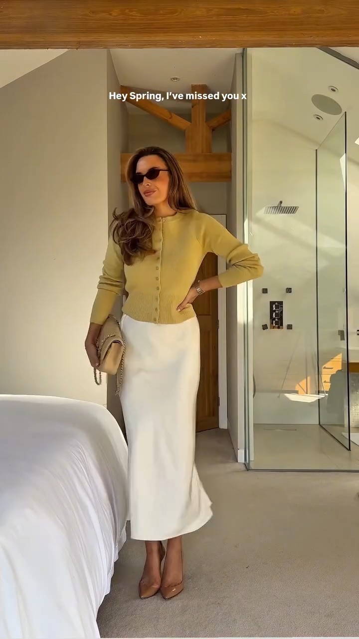 And I’ve found some GORGE pieces from @newlook to revamp my spring wardrobe!! 8 new wardrobe staples for less than £200 😮‍💨 Who says style can’t be affordable! 🫶🏻

If you want a link to the pieces just comment SHOP & I’ll send them all over to your DMs!