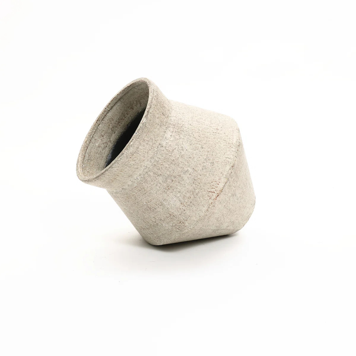 2-Piece Beige Cachepot Planter Cauldron Set with Black Stands (Set of 2) | Wayfair North America