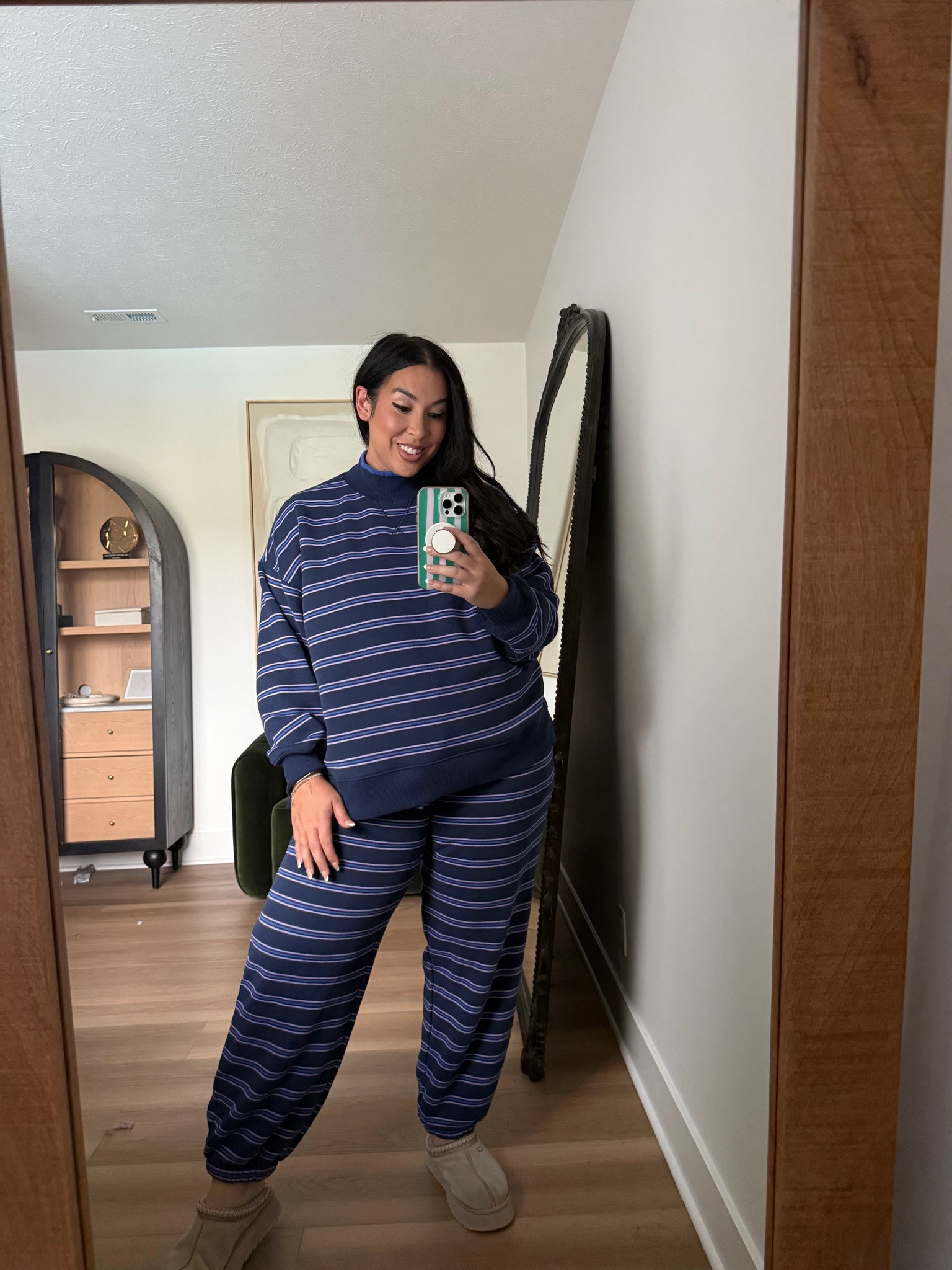 Loving this blue color combo for fall! Wearing a large in the top and bottoms! american eagle, fall style, fall outfits, fall fashion, midsize friendly, curvy 

 #LTKSeasonal #LTKMidsize