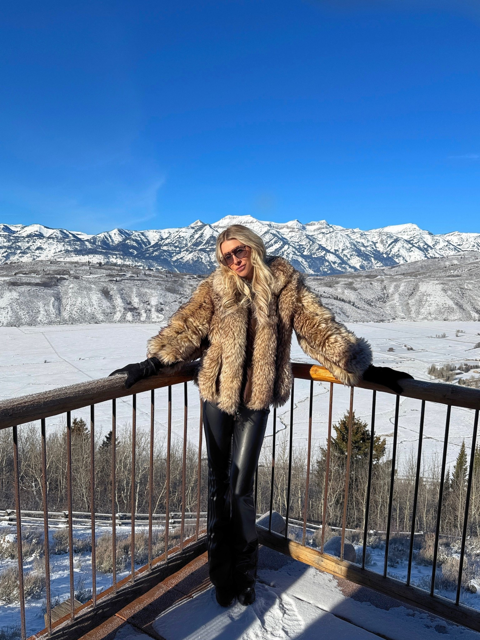 Chic winter look 🤍

#LTKootd #LTKSeasonal