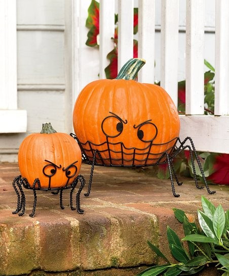 love this productSpooky Spider Pumpkin Holder Set | Zulily