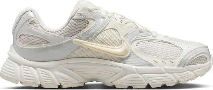 V5 RNR Sneaker (Women) | Nordstrom Rack
