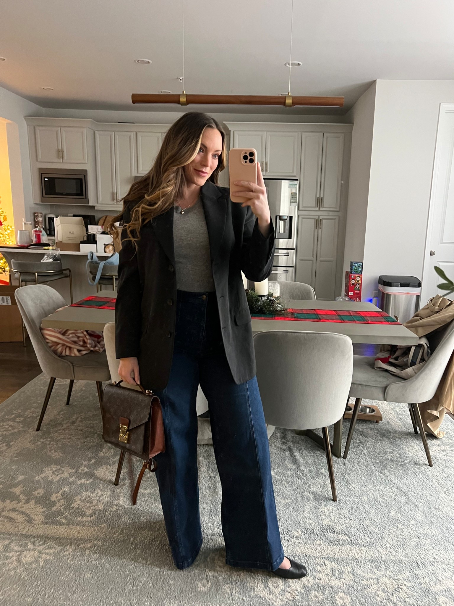 Denim trousers to dress up for work!



#LTKWorkwear #LTKSeasonal #LTKMidsize