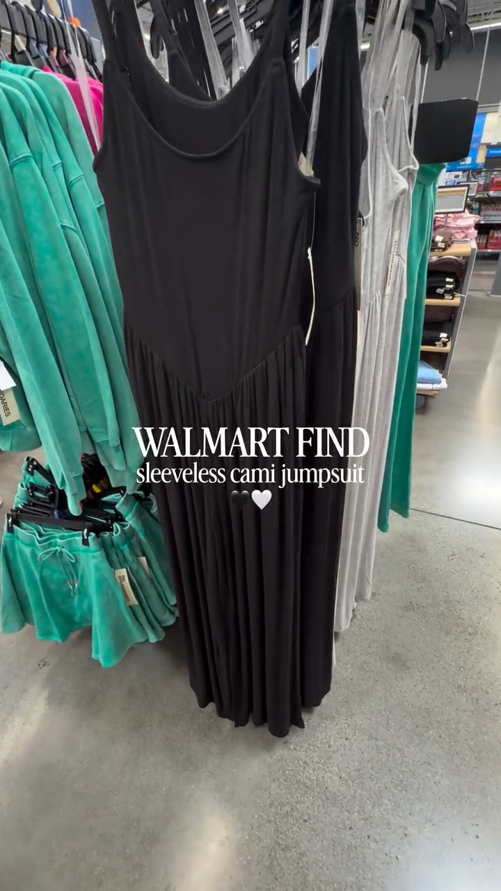 A summer go-to! ☀️😍 love a good jumpsuit that can be dressed up or down! 

#micheleonstyle #walmartfinds #walmartfashion #walmart