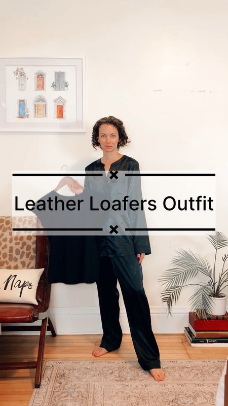 Leather loafers outfit!
Wearing size 0 petite Ann Taylor blazer, old style, linked similar styles. 
Size XXS petite Loft t-shirt, order your usual size. 
Size 24 Levi’s 501 jeans, order your usual size, button fly. 
Size 6.5 Birdies loafers, order your usual size (I should have ordered size 6), 20% off any Birdies with code MODERNPETITEDAILY_Birdies. 
Petite outfit. Blazer outfit. Neutral outfit. Casual chic outfit. Parisian chic outfit. 

#LTKSeasonal #LTKshoecrush #LTKfindsunder100