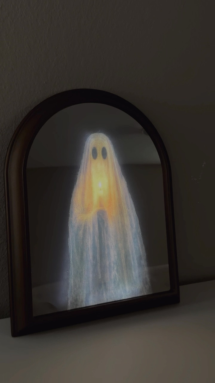 Halloween decor
Fall decor

#LTKhome