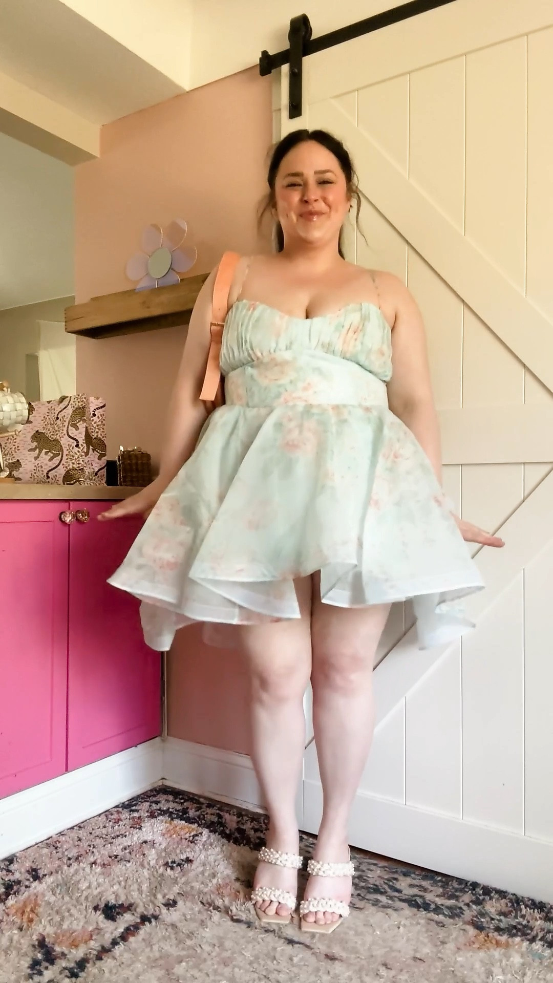 A dress that can go from short to long in a matter of seconds! 

#LTKWedding #LTKPlusSize #LTKStyleTip