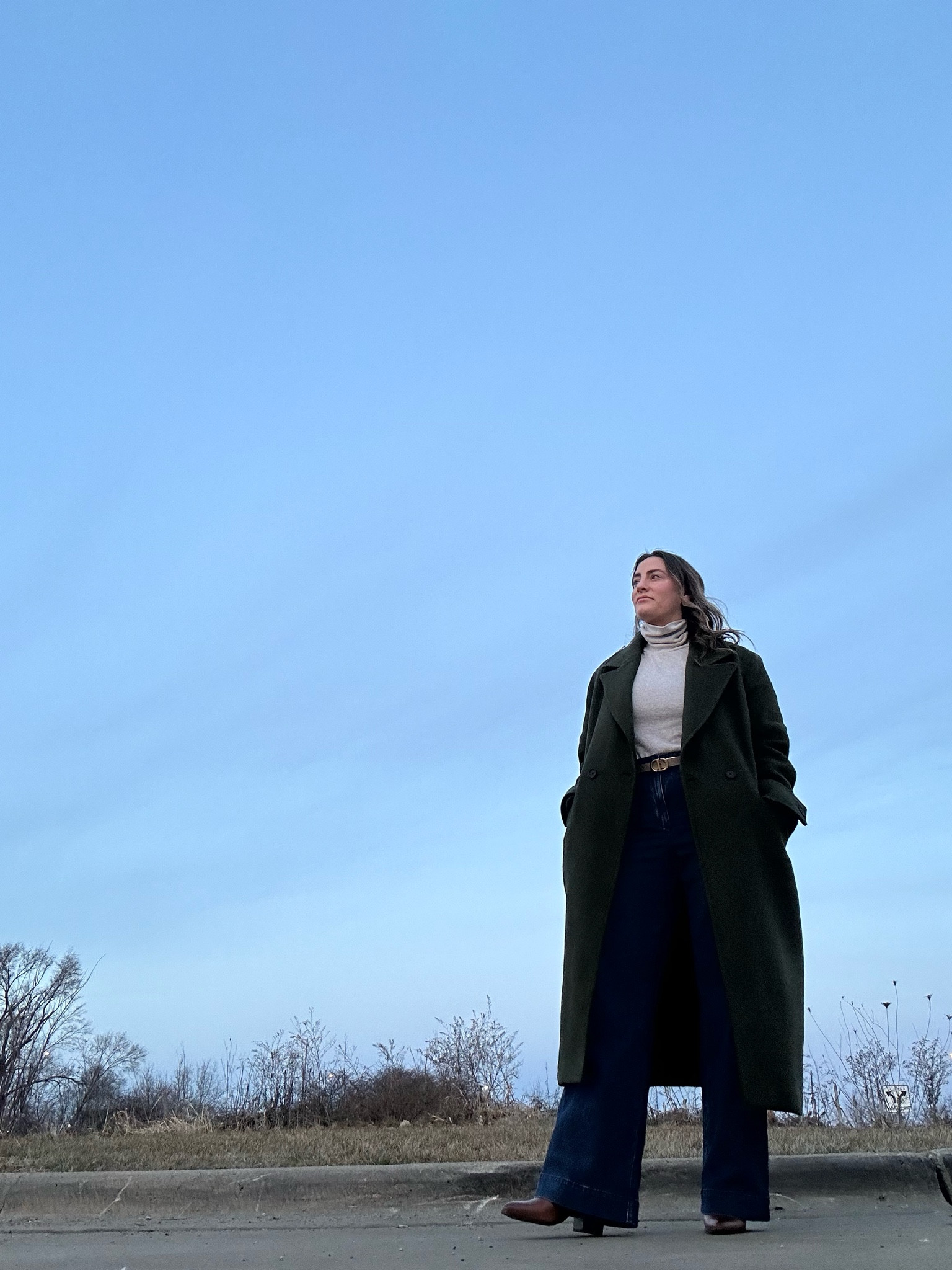 Warm wear for when the snow flies in spring ❄️🌷
.
Old man winter is clinging on; so keep those wool coats handy. For a girls dinner, I’ve worn my All Saints coat over a BR sweater tank, tucked in to my cargo Joes Jeans, with my Dior belt at the waist. I finished it with my mid calf leather boots from The Frye Company. 

#LTKstyletip #LTKSeasonal #LTKfindsunder100