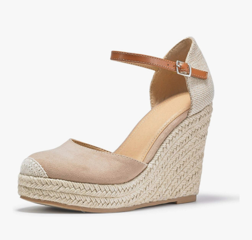 Wedges - ON SALE, and come in more colors 


#LTKSaleAlert #amazon #espadrilles #springshoes #summershoes #wedgeshoe 

#LTKU #LTKSeasonal #LTKOver40