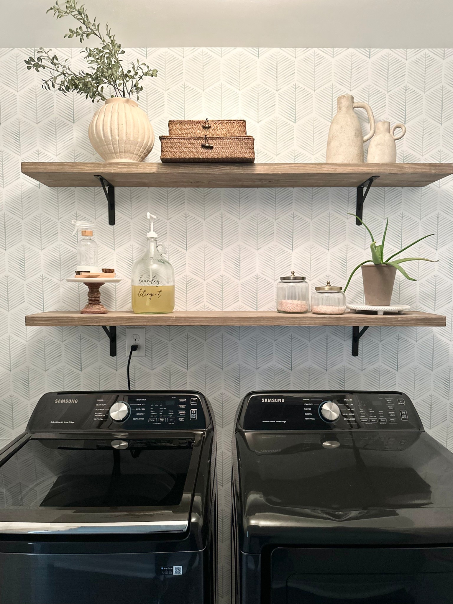 Laundry Room Makeover