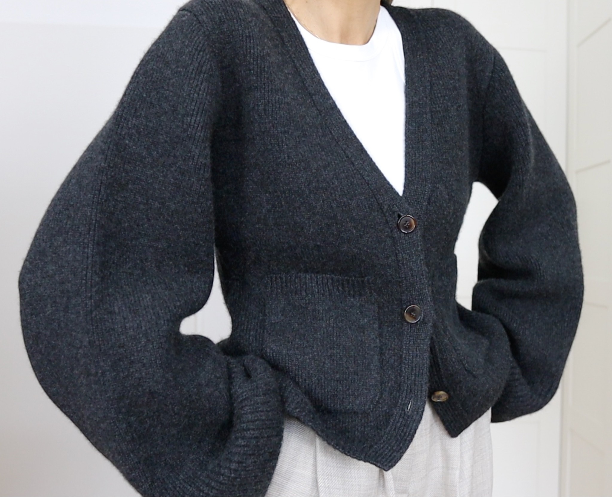 Styling the cashmere cardigan by khaite on YOUTUBE @ThanksToFashion

#LTKstyletip #LTKworkwear #LTKcurves