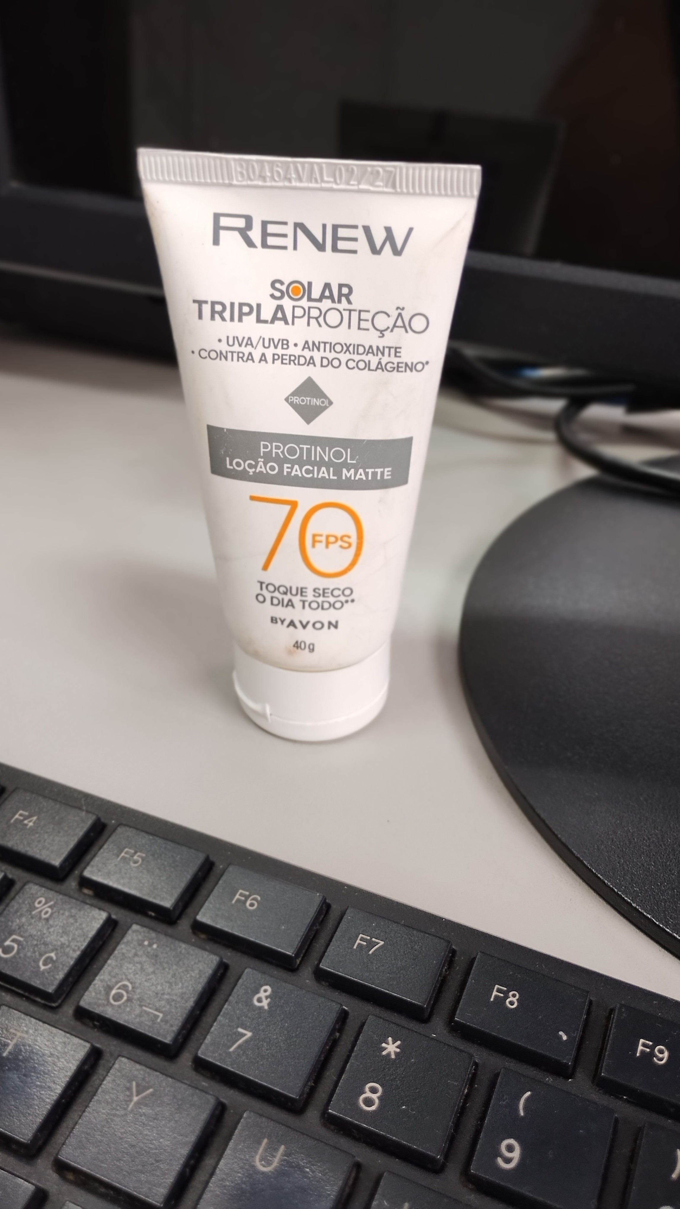 Uso todo os dias !💥 PROMO Protetor Solar Facial Avon Renew Fps70 Toque Seco 40g Matte com Protinol🛒 

#LTKbeauty #LTKbrasil