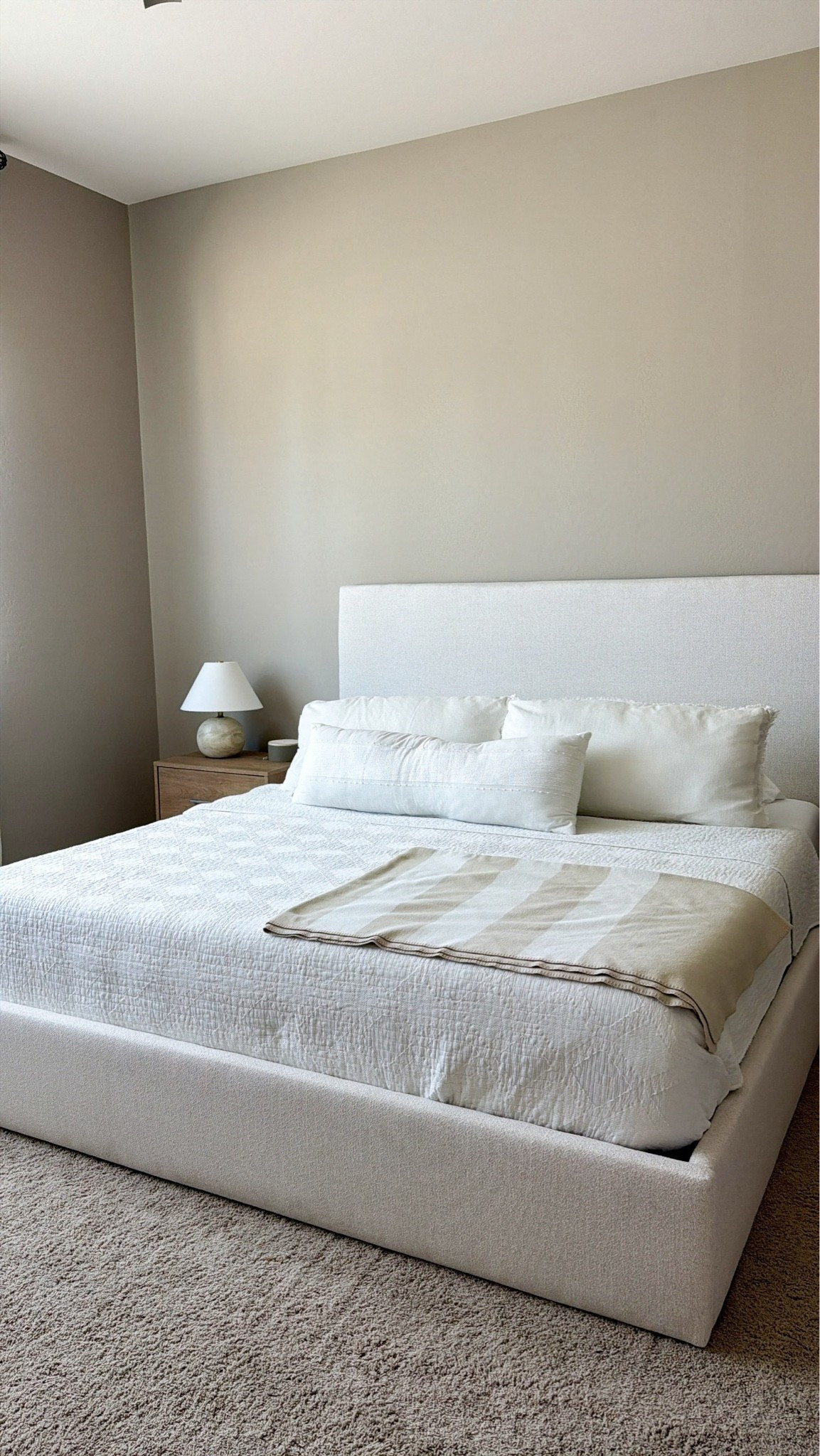 Bed + mattress on sale! 

#bedding #bedroomfinds #matress #tempurpedicmatress #hybridcoolingmatress #labordaysale #bedframe #crateandbarrel #livingspaces #targethome #tablelamp #roomdecor #targetbedding #homefinds

#LTKHome #LTKSaleAlert #LTKdayinmylife