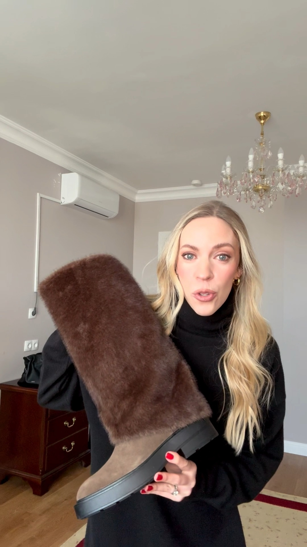 Zara fur boots are now 40% off! So cozy and comfortable 

All black winter ootd, Spanx leggings, Zara snow boots, fur coat outfit 

#LTKSaleAlert #LTKootd #LTKFindsUnder100