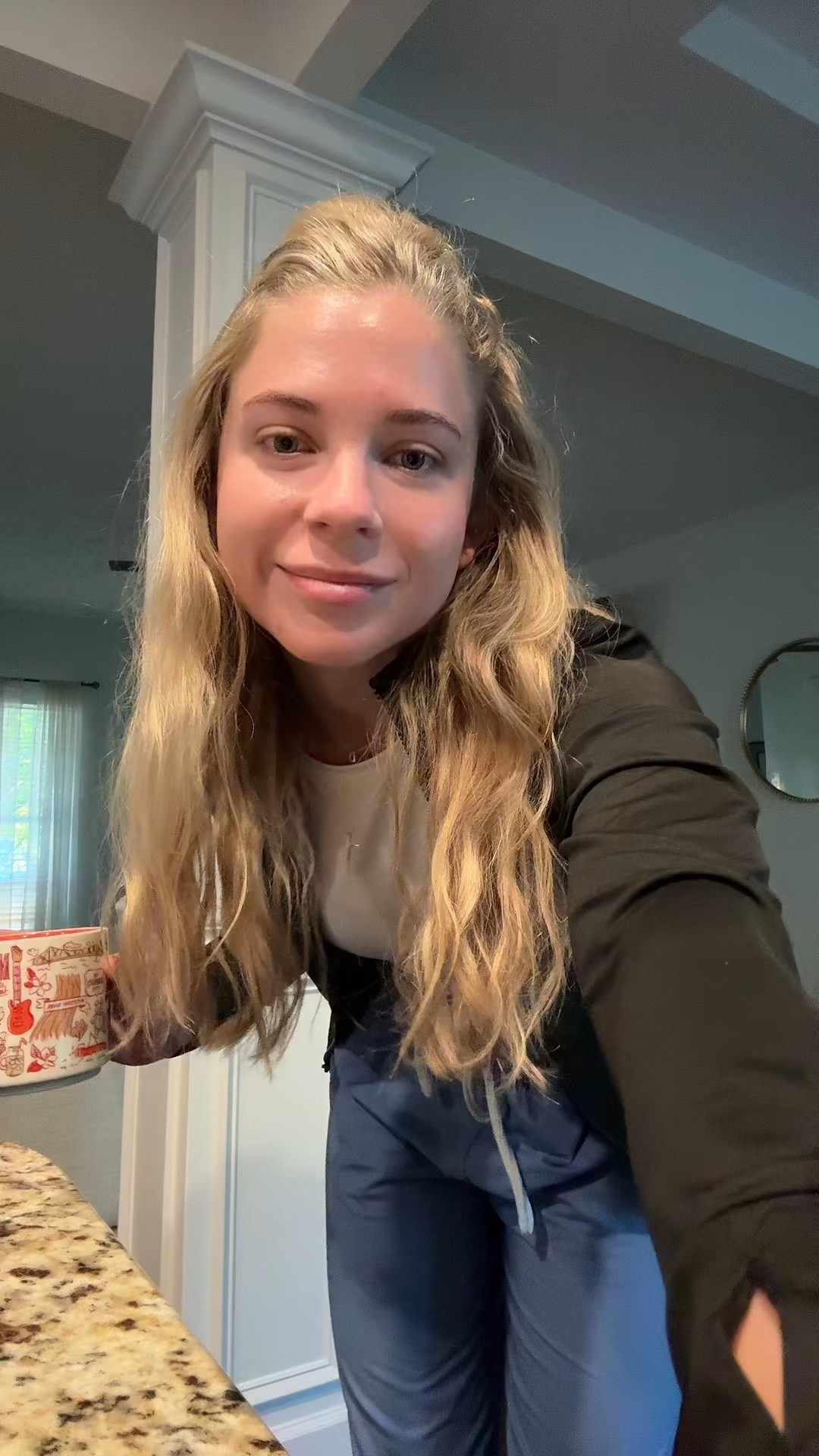 Nurse outfit update loading……. Medline brand coming through
Size S in top & jacket
Size xs in pants

#nurselife #scrubs #cutescrubs