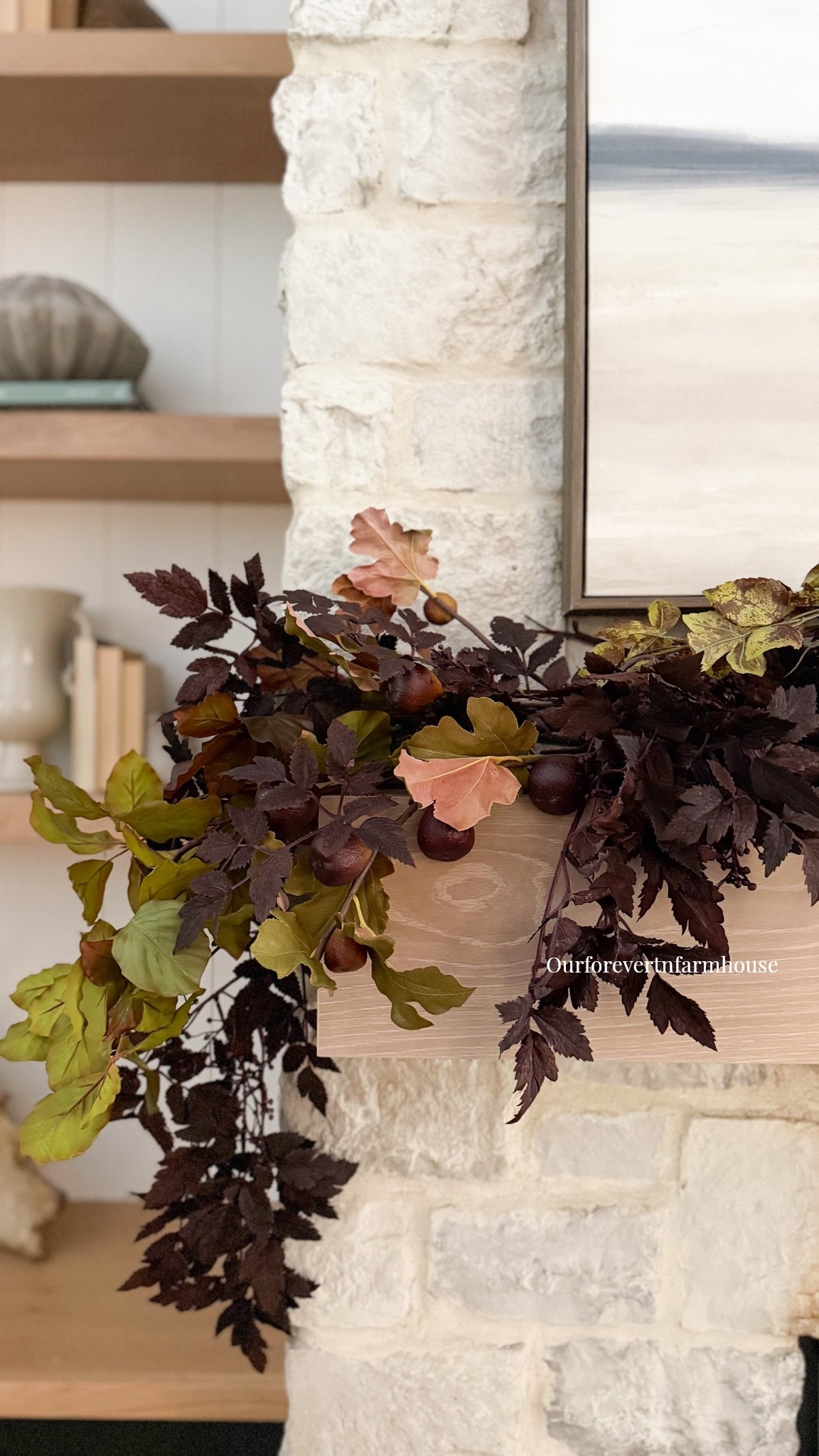 A little fall mantle inspiration

@afloral

#LTKHome #LTKSeasonal