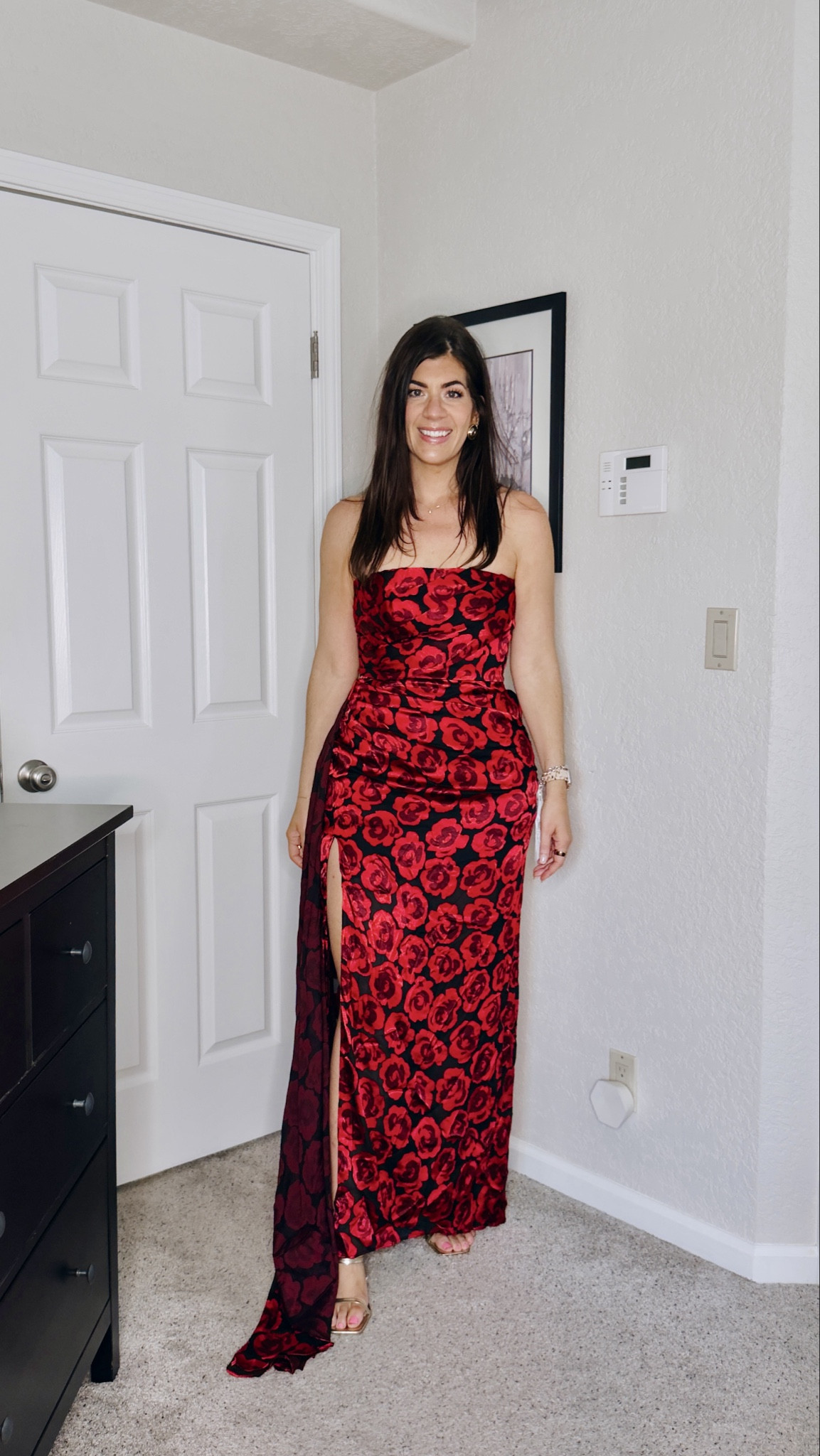 In a medium strapless dress 

#LTKWedding #LTKTall #LTKMidsize