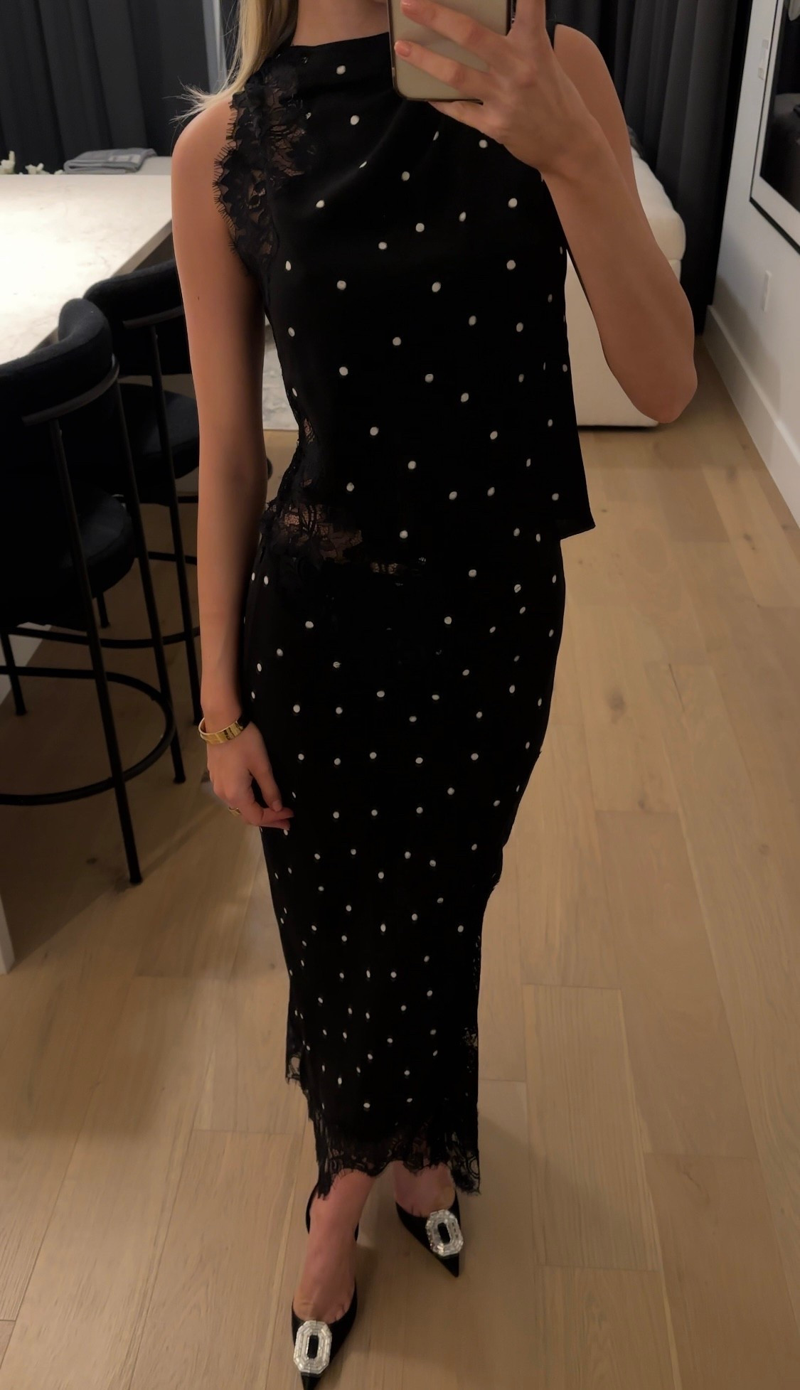 Holiday ready with @Saks! Shop these favorites and more to be party-ready for your next gathering. 
-
@Saks 
#Saks 
#SaksPartner
