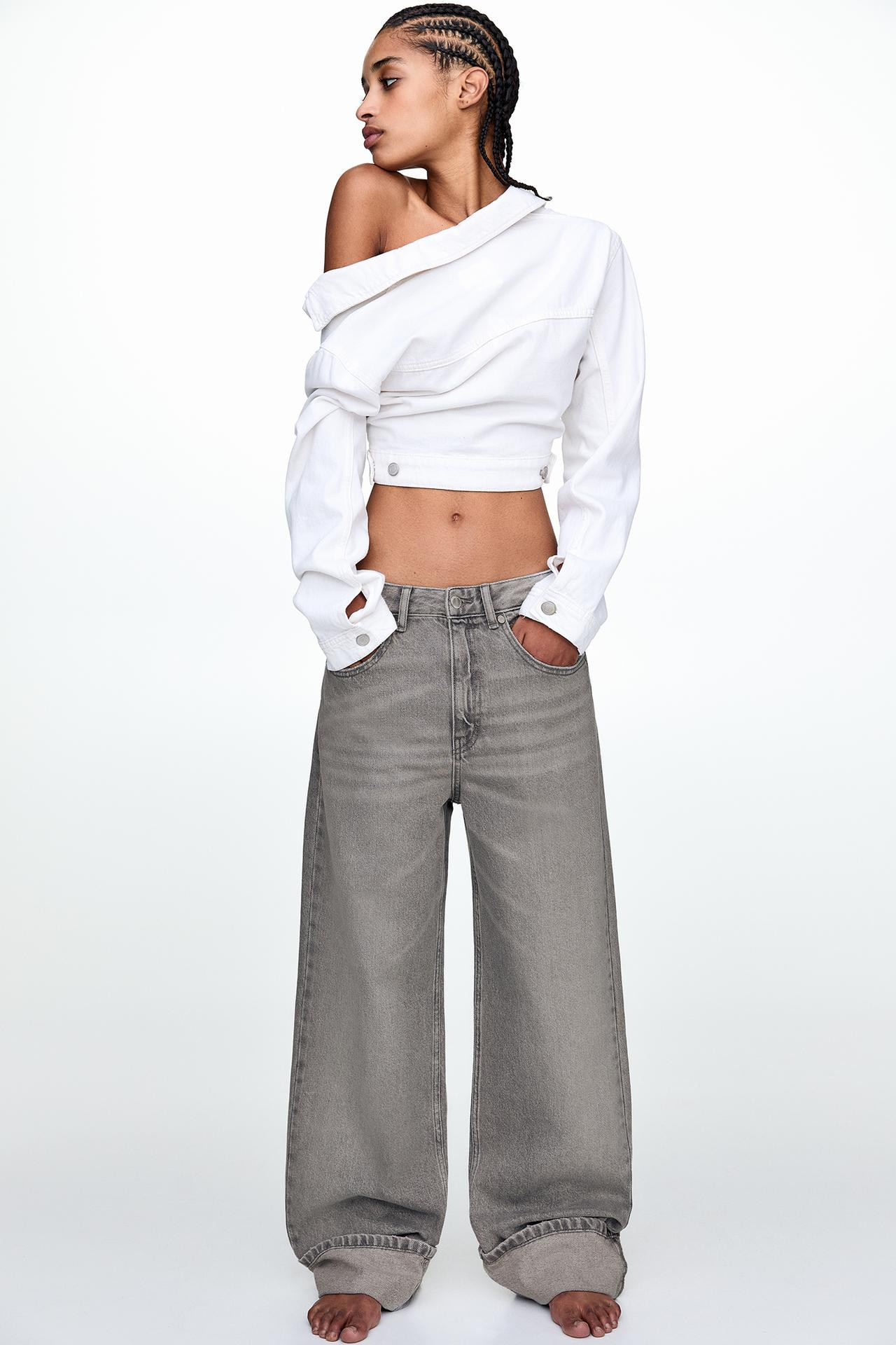 Baggy jeans with turn-up hems | PULL and BEAR UK