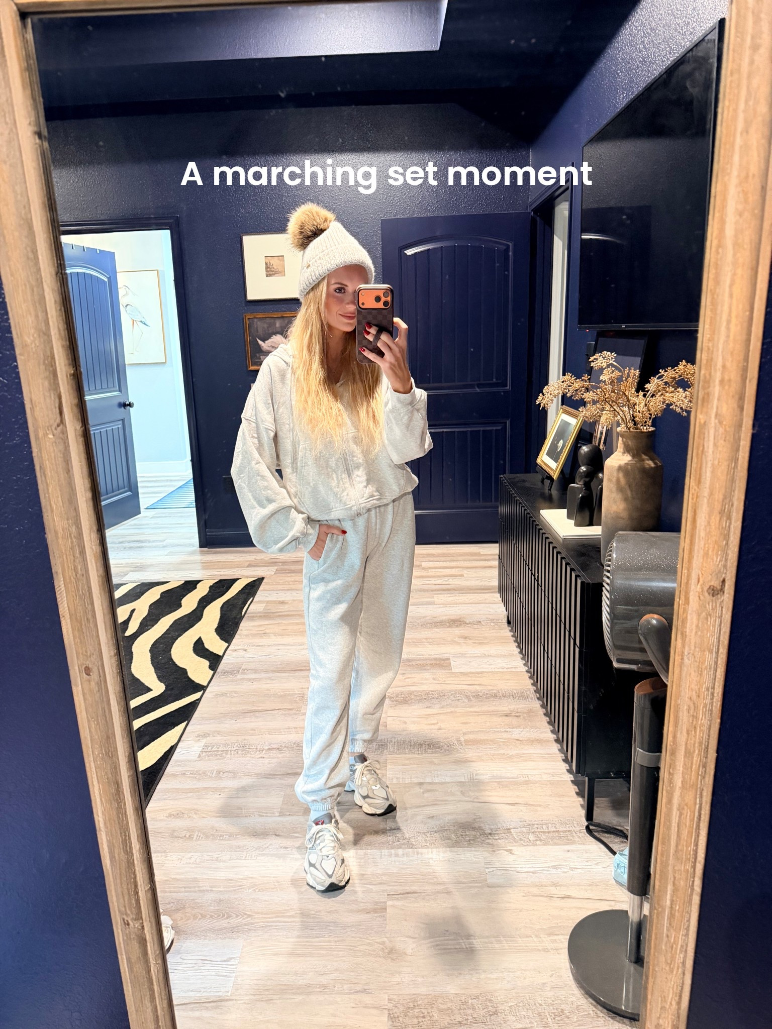 Old navy matching set that I snagged on Black Friday 
Small top
XS pants 

#LTKFindsUnder50 #LTKootd #LTKActive