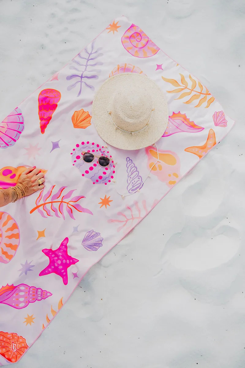 Beach Shells Reversible Quick Dry Towel | Katydid
