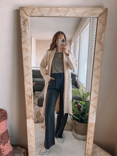 Teacher outfit idea🍎 wearing a small cardigan, small tee and size 26 pants (I size up one in this style)

Teacher style | classroom style | teacher outfit | workwear | outfit idea | teacher finds | 




#LTKworkwear #LTKstyletip