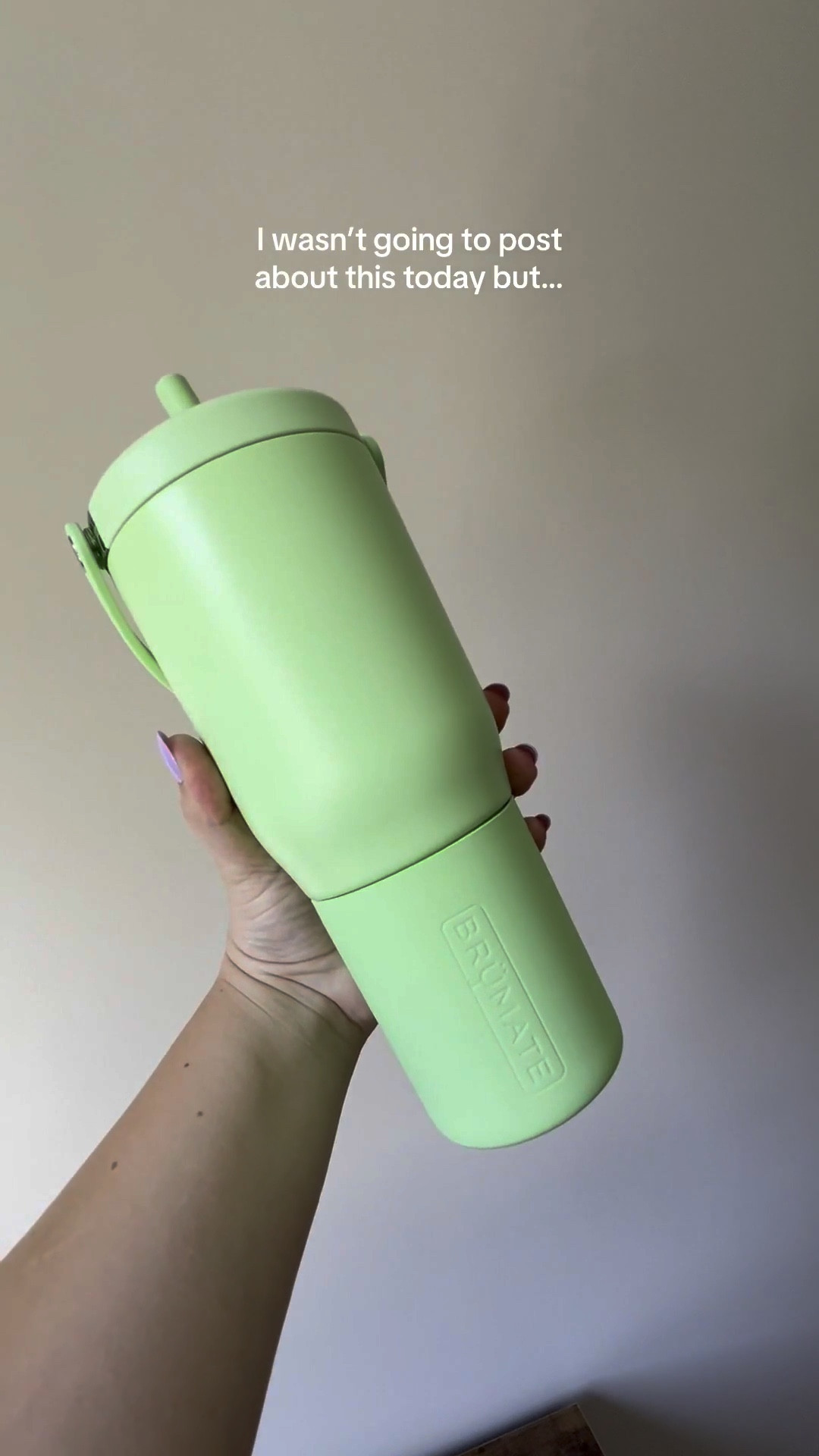 It’s 100° in Ohio and I’m just out here trying to survive…
The toddler’s melting, I’m sweating, but my drink? Ice cold thanks to my 35oz Brümate Resa 🧊
This is the only thing keeping me going right now—well, this and snacks.

#MomLife #HotMomSummer #HydrationStation #BrumateResa #Brumate #TumblerTok #WaterTok #MomTok #StayHydrated #RelatableMomContent #MomLifeUnfiltered #SummerWithKids #ViralMom #TiredMomClub #CoolMomEnergy #OhioHeatwave

#LTKFamily #LTKActive #LTKFindsUnder50