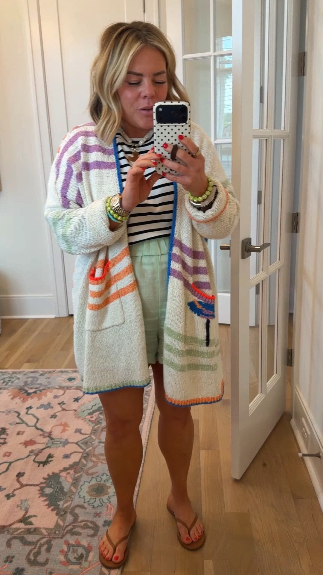 Anthro Jcrew Spanx midsize Saturday outfit idea linen shorts 