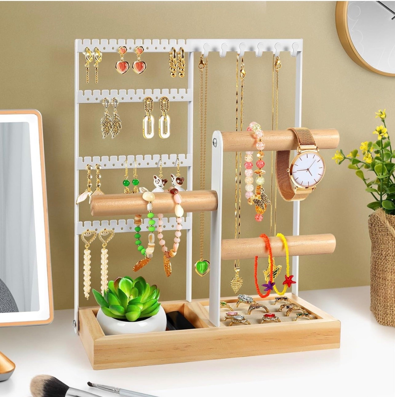 Thinking ahead perfect for Mother’s Day Gift. Jewelry Organizer for 40% off, through 3/28 while supplies last.

Was $14.49 
Now $8.69 with promo code with promo code AJIUB7JX, apply code at checkout. 

#LTKSaleAlert #LTKHome #LTKBeauty