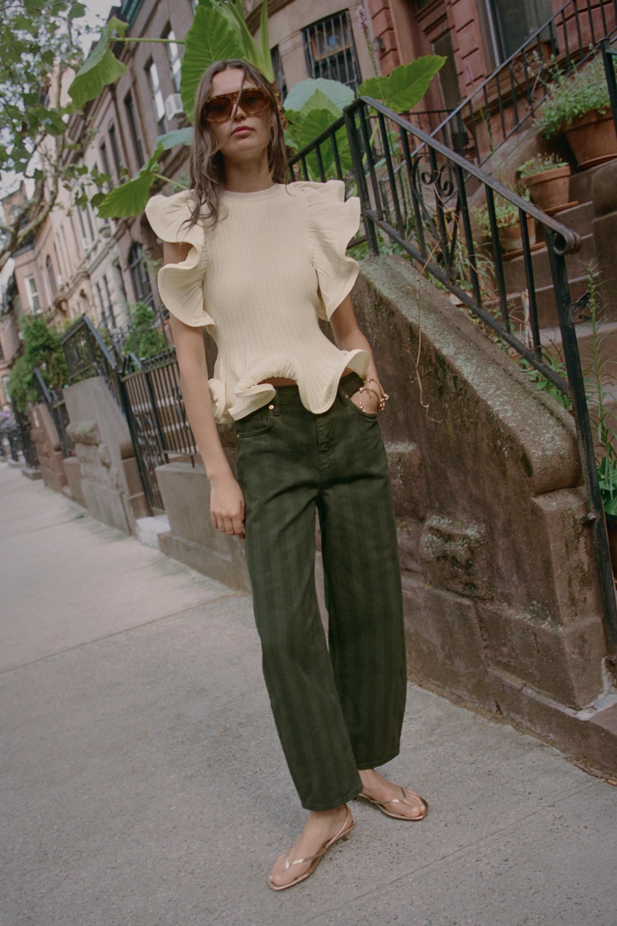 WAVY TRIM KNIT TOP | Zara US