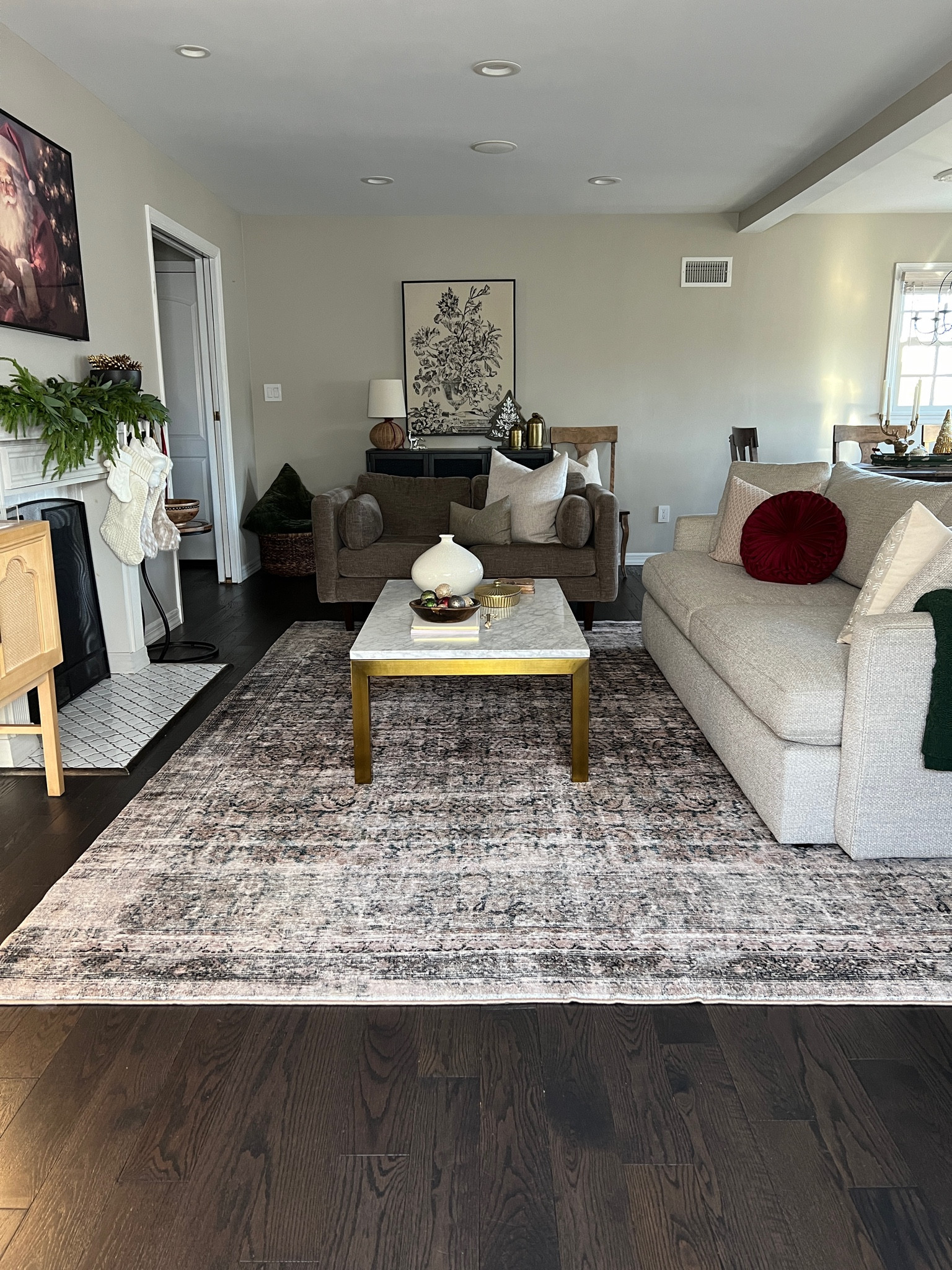 New rug

Softest rug, Loloi, area rug. 

#LTKSaleAlert #LTKHome