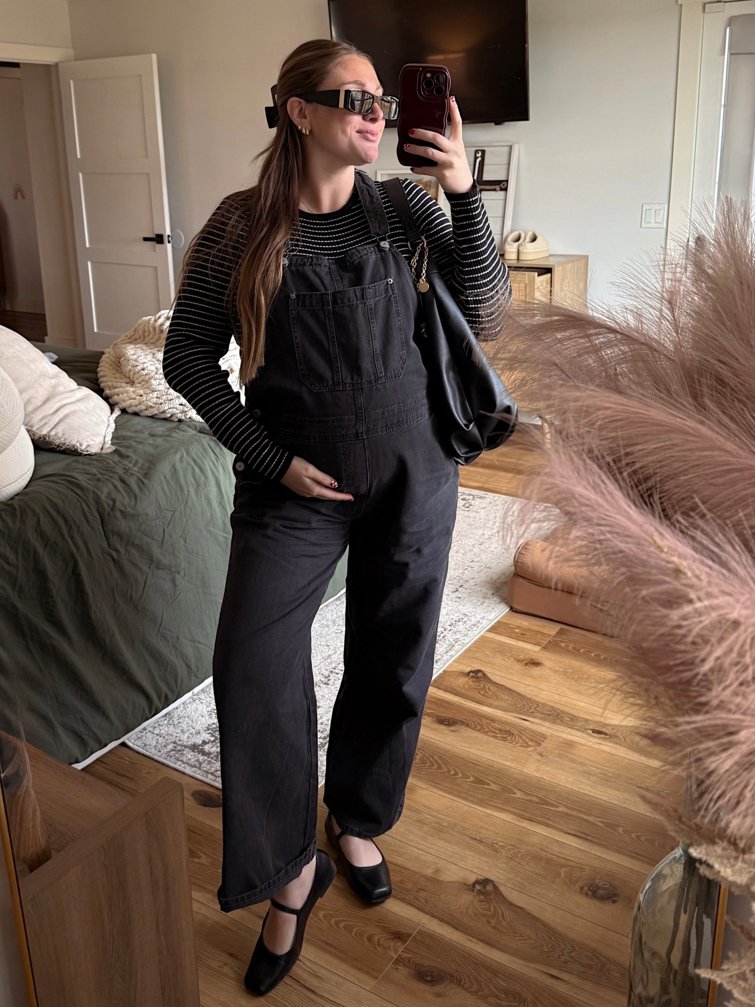 third trimester ootd! 🖤

#LTKItBag #LTKBump #LTKFindsUnder50
