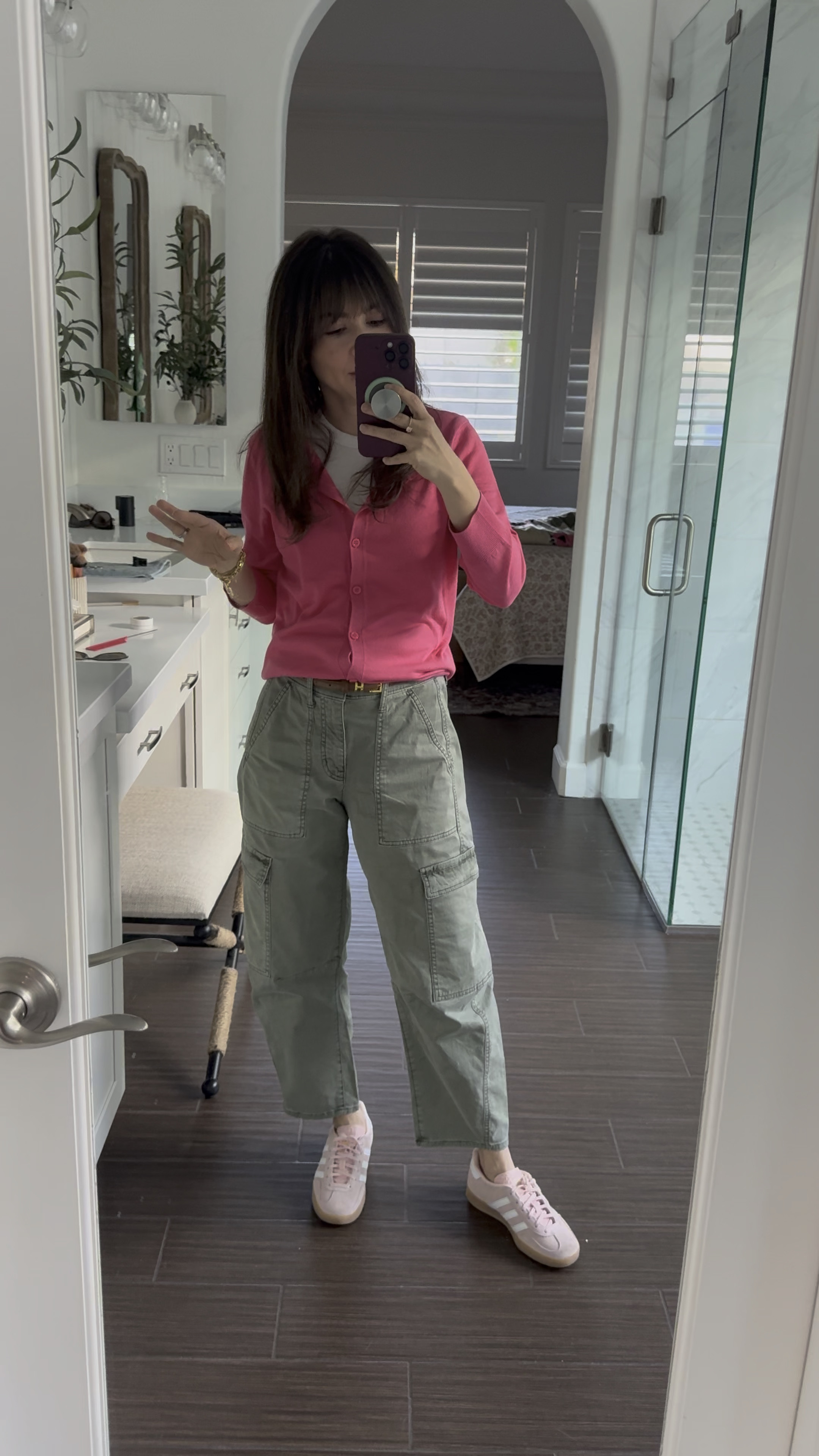Barrel pants 00petite 
Pink cardigan xs
Tee xs 
Pink sneakers 5 
Amazon belt 

#LTKWatchNow #LTKPetite
