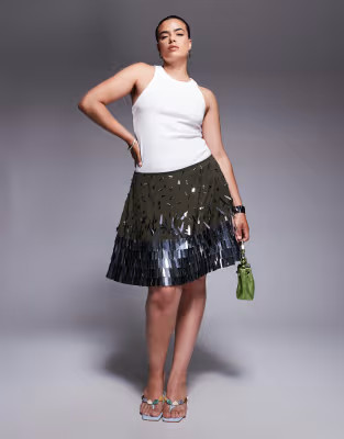 ASOS DESIGN Curve tear drop sequin mini skirt in green | ASOS (Global)