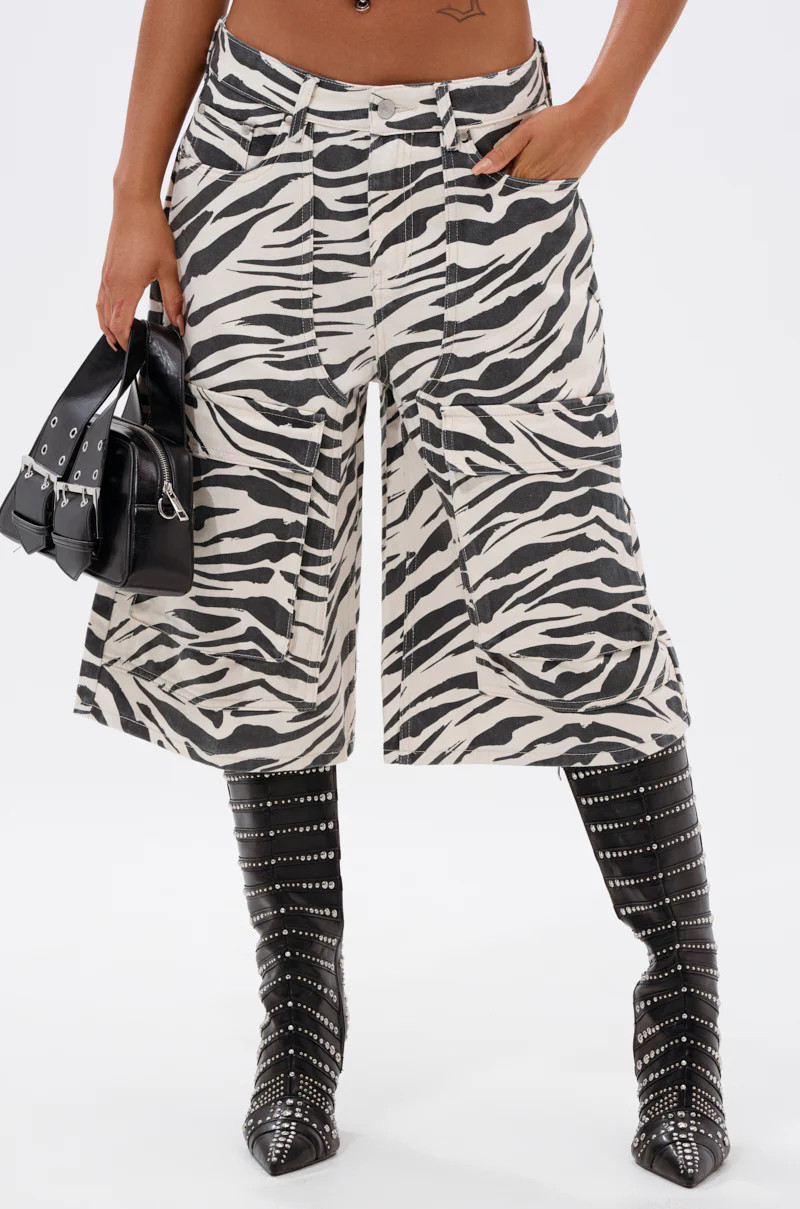 ZEBRA LUXE BERMUDA SHORT | AKIRA