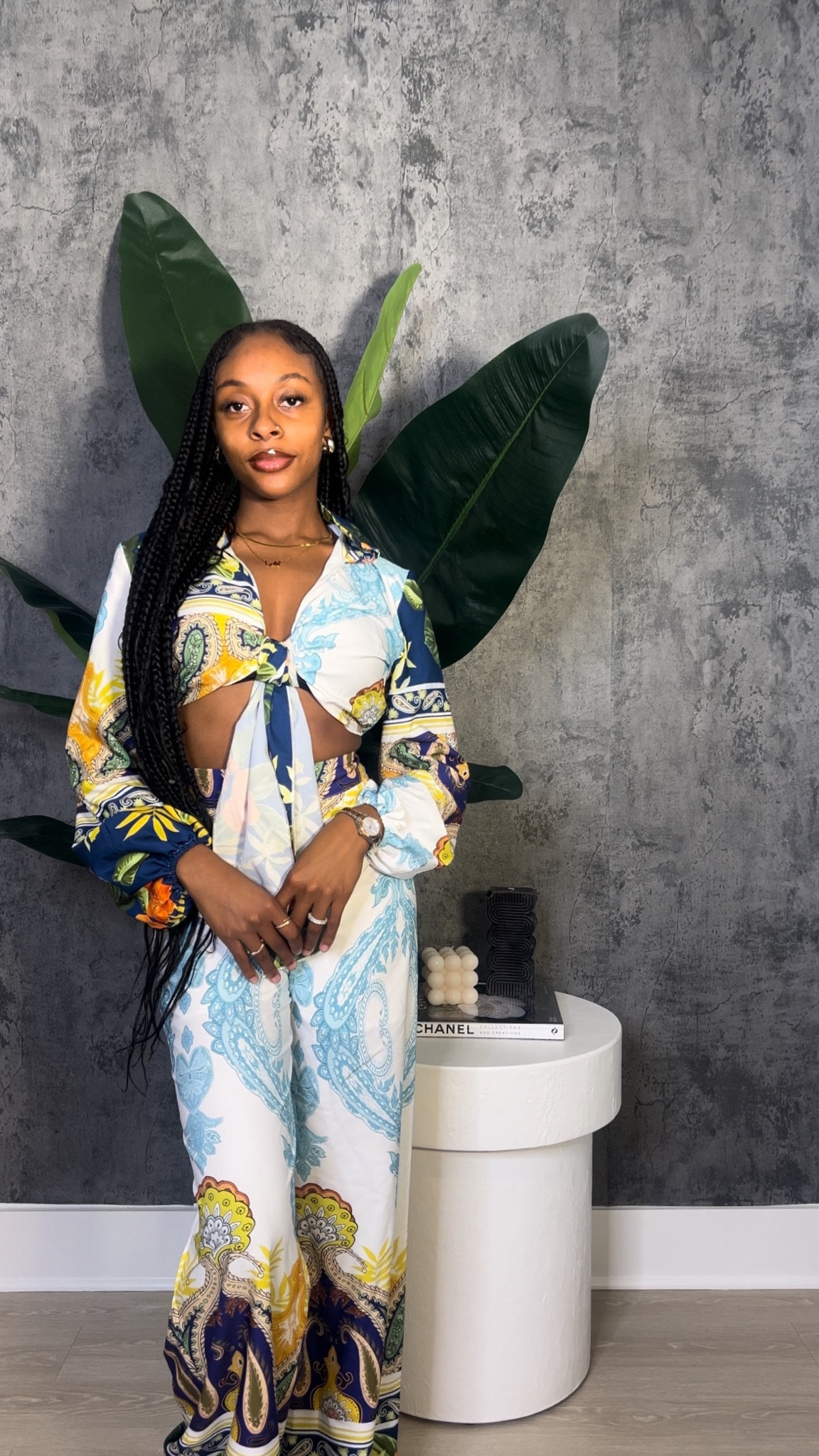 Currently sold out on SHEIN: 20216682

SHEIN unity paisley print lantern sleeve shirt & wide leg pants

#LTKtravel #LTKSeasonal #LTKHoliday