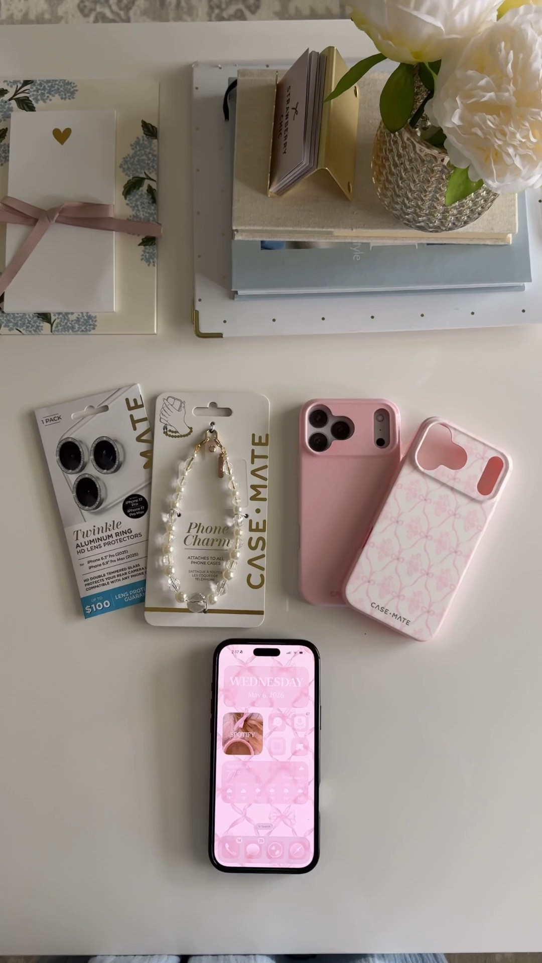 Let’s give my phone a girly makeover! I just got a code with Case-mate 👏🏻 I’m obsessed with their bow totes and accessories 

Use code STRAWBERRYCHICXO20 for 20% off!

#LTKSeasonal